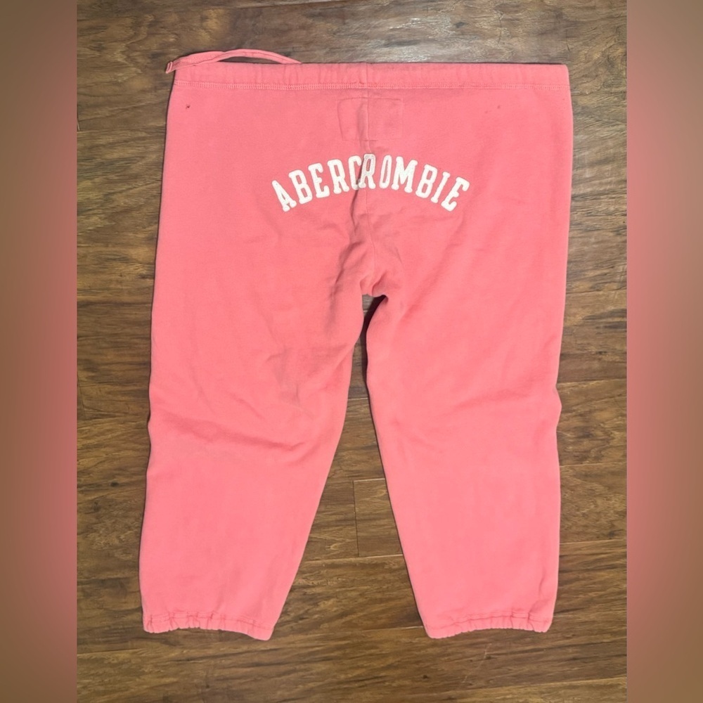 Abercrombie & Fitch Cropped Sweatpants Butt Spell Out Pink y2k 90s Size Medium